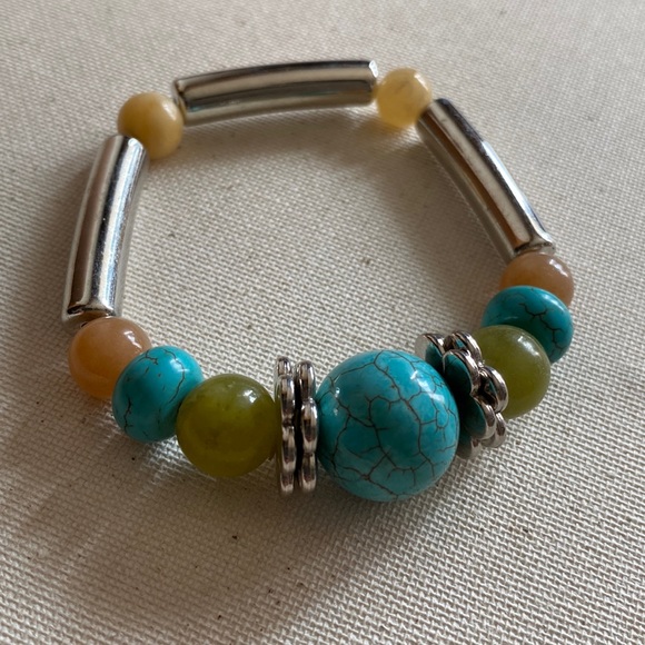 None Jewelry - Beautiful Faux Stone and Metal Stretch Bracelet